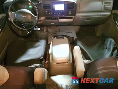 Zdjęcie 8 z 12 samochodu: 2005 FORD F350 SUPER DUTY VIN:1FTWW33P65EA62760 - miniatura
