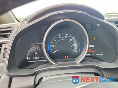 Zdjęcie 9 z 12 samochodu: 2018 HONDA FIT EX VIN:3HGGK5H94JM710981 - miniatura