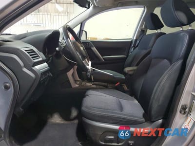 Zdjęcie 7 z 13 samochodu: 2017 SUBARU FORESTER 2.5I PREMIUM VIN:JF2SJAEC5HH409351 - miniatura