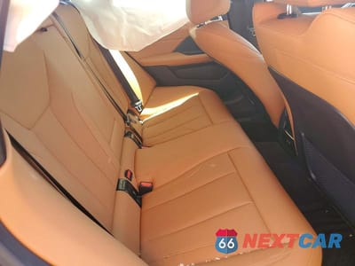 Zdjęcie 10 z 12 samochodu: 2024 BMW I4 EDRIVE 35 VIN:WBY43AW07RFS48521 - miniatura
