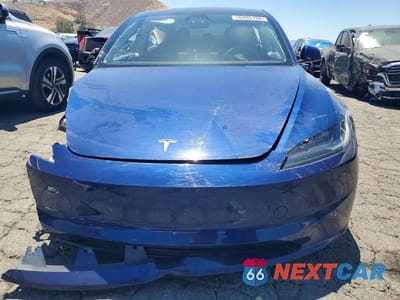 Piąte zdjęcie samochodu w środku: 2024 TESLA MODEL 3 VIN:5YJ3E1EB9RF724606 - miniatura