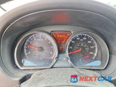 Zdjęcie 9 z 12 samochodu: 2014 NISSAN VERSA 1.6 SV VIN:3N1CN7AP6EL833205 - miniatura