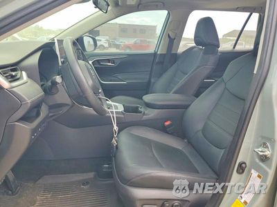 Zdjęcie 7 z 13 samochodu: 2023 TOYOTA RAV4 XLE PREMIUM VIN:JTMB6RFV3PD114656 - miniatura