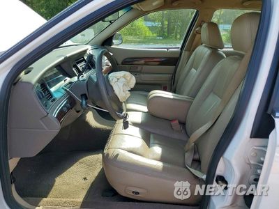 Zdjęcie 7 z 12 samochodu: 2003 MERCURY GRAND MARQUIS GS VIN:2MEFM74W93X644171 - miniatura