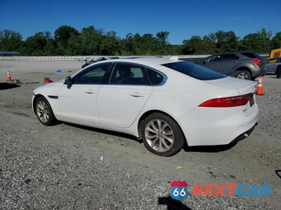 Drugie zdjęcie samochodu z przodu: 2019 JAGUAR XF PREMIUM VIN:SAJBD4FX9KCY78845 - miniatura