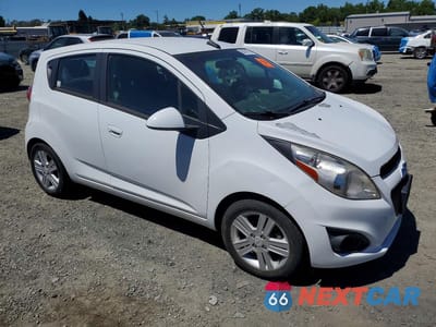 Czwarte zdjęcie samochodu z boku: 2014 CHEVROLET SPARK 1LT VIN:KL8CD6S9XEC561076 - miniatura
