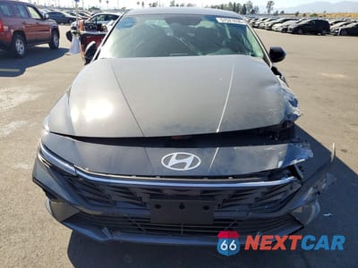 Piąte zdjęcie samochodu w środku: 2026 HYUNDAI ELANTRA SEL SPORT VIN:KMHLM4DGXTU177616 - miniatura