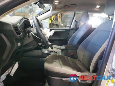 Zdjęcie 7 z 13 samochodu: 2020 FORD ESCAPE S VIN:1FMCU9F62LUC73452 - miniatura
