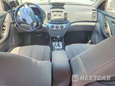 Zdjęcie 8 z 12 samochodu: 2010 HYUNDAI ELANTRA GLS VIN:KMHDU4AD0AU878032 - miniatura