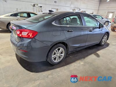 Trzecie zdjęcie samochodu z tyłu: 2017 CHEVROLET CRUZE LT VIN:1G1BE5SM5H7244858 - miniatura