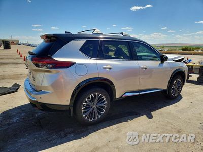 Trzecie zdjęcie samochodu z tyłu: 2025 NISSAN ROGUE PLATINUM VIN:JN8BT3DD3SW304152 - miniatura
