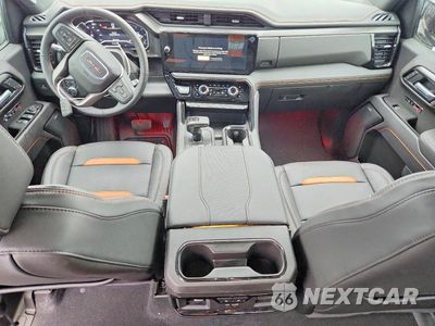Zdjęcie 8 z 12 samochodu: 2025 GMC SIERRA K1500 AT4 VIN:1GTUUEEL5SZ267607 - miniatura