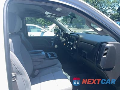 Piąte zdjęcie samochodu w środku: 2016 CHEVROLET SILVERADO C1500 VIN:1GCNCNEHXGZ312096 - miniatura