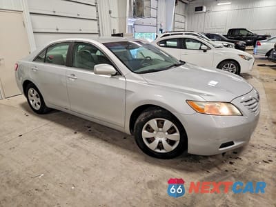 Czwarte zdjęcie samochodu z boku: 2009 TOYOTA CAMRY LE VIN:4T1BE46K99U833050 - miniatura