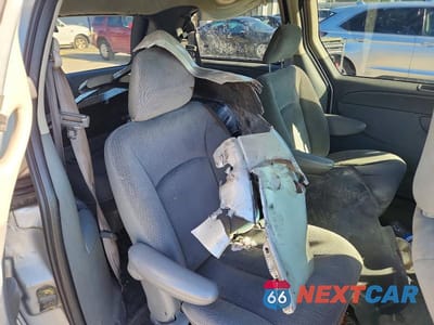 Zdjęcie 13 z 14 samochodu: 2005 DODGE GRAND CARAVAN SE VIN:1D4GP24R15B282954 - miniatura