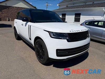 Czwarte zdjęcie samochodu z boku: 2022 LAND ROVER RANGE ROVER SE VIN:SALKPBE78NA008086 - miniatura