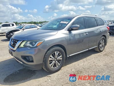 2017 NISSAN PATHFINDER S 5N1DR2MN6HC693123 - główne zdjęcie licytacji z USA - miniatura