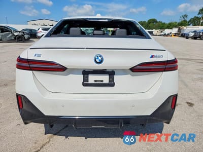 Zdjęcie 6 z 12 samochodu: 2024 BMW I5 M60 VIN:WBY43FK0XRCR75222 - miniatura