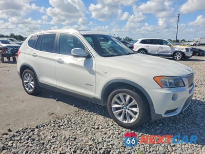 Czwarte zdjęcie samochodu z boku: 2013 BMW X3 XDRIVE28I VIN:5UXWX9C50D0A19933 - miniatura