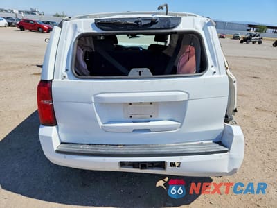 Zdjęcie 6 z 13 samochodu: 2018 CHEVROLET TAHOE POLICE VIN:1GNLCDEC8JR136976 - miniatura