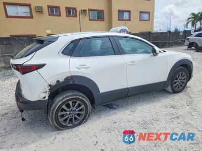 Trzecie zdjęcie samochodu z tyłu: 2021 MAZDA CX-30 VIN:3MVDMAAL2MM215823 - miniatura