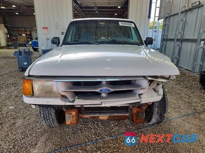 Piąte zdjęcie samochodu w środku: 1997 FORD RANGER SUPER CAB VIN:1FTCR14X7VPA50442 - miniatura