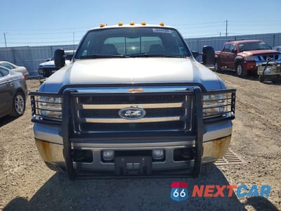 Piąte zdjęcie samochodu w środku: 2005 FORD F250 SUPER DUTY VIN:1FTSW21P05ED38295 - miniatura