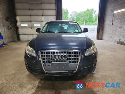 Piąte zdjęcie samochodu w środku: 2012 AUDI Q5 PREMIUM PLUS VIN:WA1LFAFP8CA018762 - miniatura