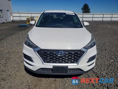 Piąte zdjęcie samochodu w środku: 2019 HYUNDAI TUCSON SE VIN:KM8J2CA47KU925321 - miniatura