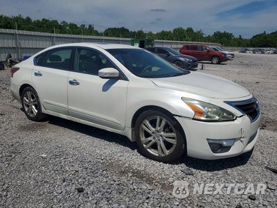 Czwarte zdjęcie samochodu z boku: 2013 NISSAN ALTIMA 3.5 S VIN:1N4BL3AP7DC247040 - miniatura