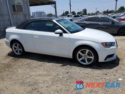 Czwarte zdjęcie samochodu z boku: 2016 AUDI A3 PREMIUM VIN:WAU67LFF4G1045172 - miniatura