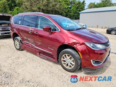Czwarte zdjęcie samochodu z boku: 2020 CHRYSLER PACIFICA TOURING L VIN:2C4RC1BGXLR182881 - miniatura