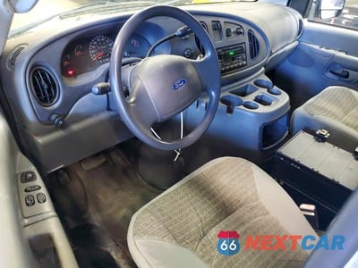 Zdjęcie 8 z 13 samochodu: 2003 FORD E-350 VIN:1FTSS34L43HB41152 - miniatura