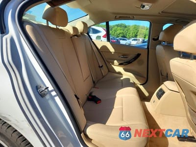 Zdjęcie 10 z 12 samochodu: 2014 BMW 320 I XDRIVE VIN:WBA3C3G50ENS68111 - miniatura