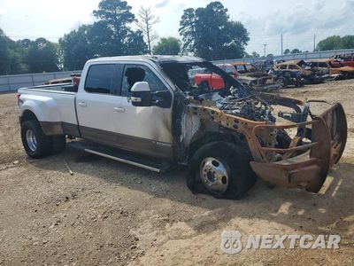 Czwarte zdjęcie samochodu z boku: 2019 FORD F350 SUPER DUTY VIN:1FT8W3DTXKED09505 - miniatura