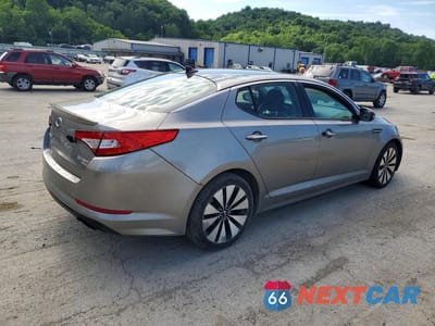 Trzecie zdjęcie samochodu z tyłu: 2012 KIA OPTIMA SX VIN:5XXGR4A60CG009749 - miniatura