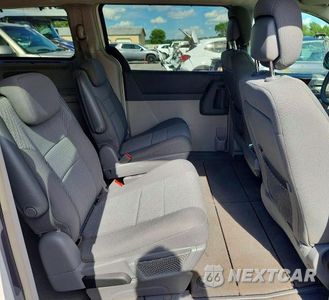 Zdjęcie 11 z 14 samochodu: 2010 CHRYSLER TOWN & COUNTRY TOURING VIN:2A4RR5D13AR398271 - miniatura
