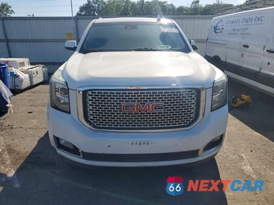 Piąte zdjęcie samochodu w środku: 2016 GMC YUKON XL DENALI VIN:1GKS2HKJ1GR283638 - miniatura