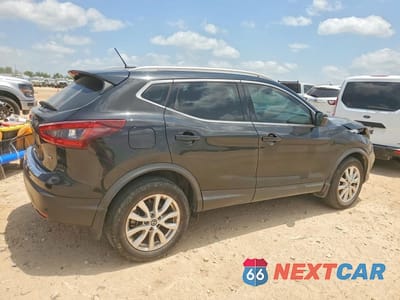 Trzecie zdjęcie samochodu z tyłu: 2021 NISSAN ROGUE SPORT SV VIN:JN1BJ1BV3MW316549 - miniatura