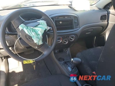 Zdjęcie 8 z 13 samochodu: 2010 HYUNDAI ACCENT GS VIN:KMHCM3AC9AU169032 - miniatura