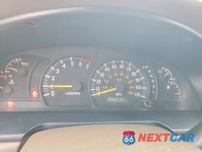Zdjęcie 9 z 12 samochodu: 2001 TOYOTA TUNDRA SR5 VIN:5TBBT44101S170991 - miniatura