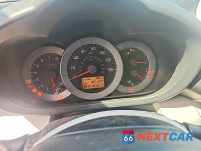 Zdjęcie 9 z 13 samochodu: 2008 TOYOTA RAV4 BASE VIN:JTMBK35V085063834 - miniatura