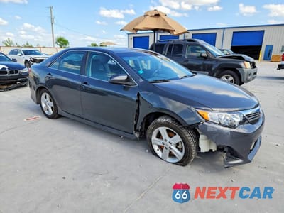 Czwarte zdjęcie samochodu z boku: 2012 TOYOTA CAMRY SE VIN:4T1BF1FK5CU082743 - miniatura