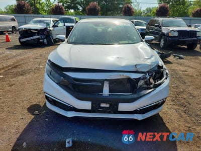 Piąte zdjęcie samochodu w środku: 2019 HONDA CIVIC EX VIN:19XFC1F38KE201003 - miniatura