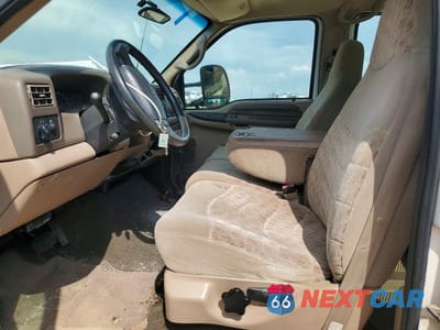 Zdjęcie 7 z 13 samochodu: 1999 FORD F350 SUPER DUTY VIN:1FTWW33F0XEC15031 - miniatura