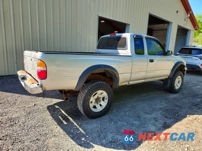 Trzecie zdjęcie samochodu z tyłu: 2003 TOYOTA TACOMA XTRACAB VIN:5TEWM72NX3Z255064 - miniatura