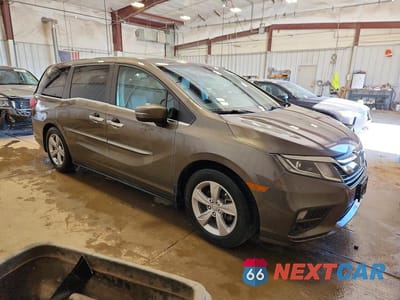 Czwarte zdjęcie samochodu z boku: 2019 HONDA ODYSSEY EXL VIN:5FNRL6H78KB138506 - miniatura