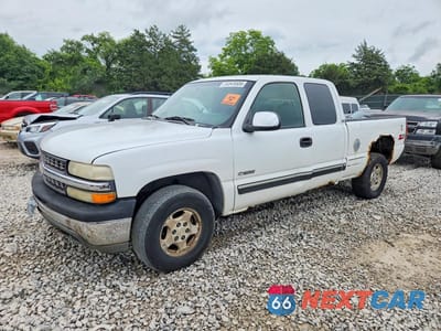 2002 CHEVROLET SILVERADO K1500 1GCEK19T52E208481 - główne zdjęcie licytacji z USA - miniatura