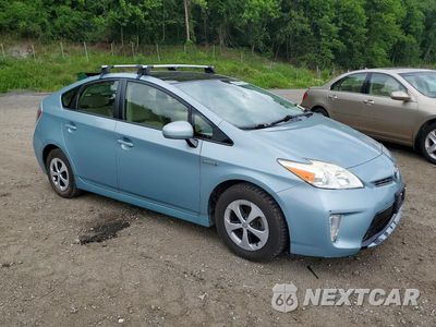 Czwarte zdjęcie samochodu z boku: 2013 TOYOTA PRIUS THREE VIN:JTDKN3DU3D1616462 - miniatura
