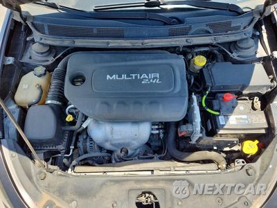 Zdjęcie 10 z 11 samochodu: 2015 DODGE DART SXT VIN:1C3CDFBB0FD363021 - miniatura